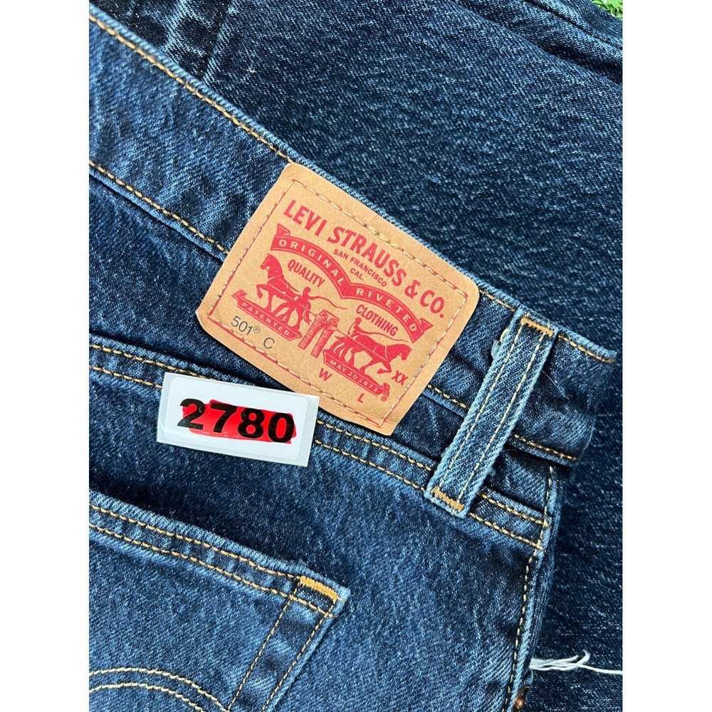 Levis 501 Curve High Rise Straight Leg Jeans Dark Wash Raw Hem Womens 29x30 - Picture 3 of 7